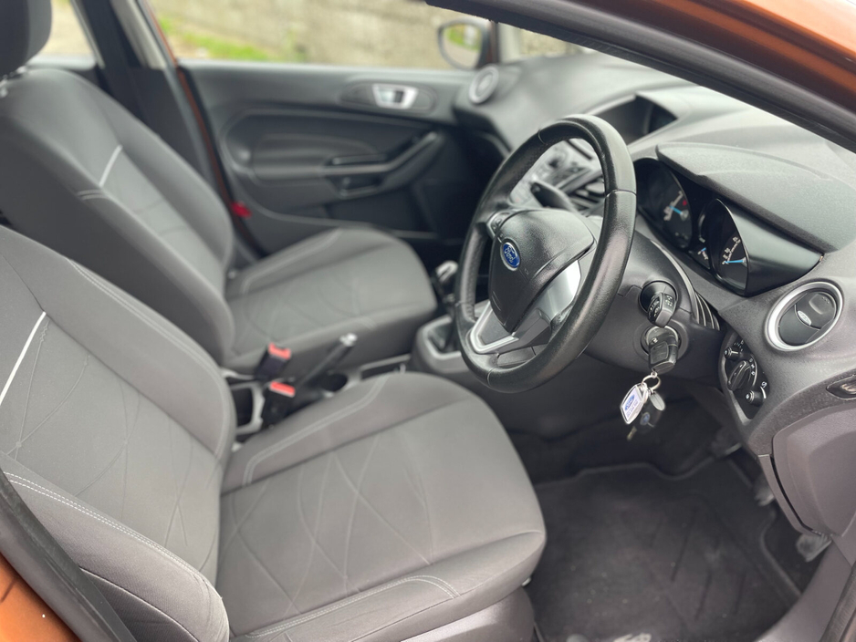 Ford Fiesta 1.0 65PS ZETEC — thumbnail 7