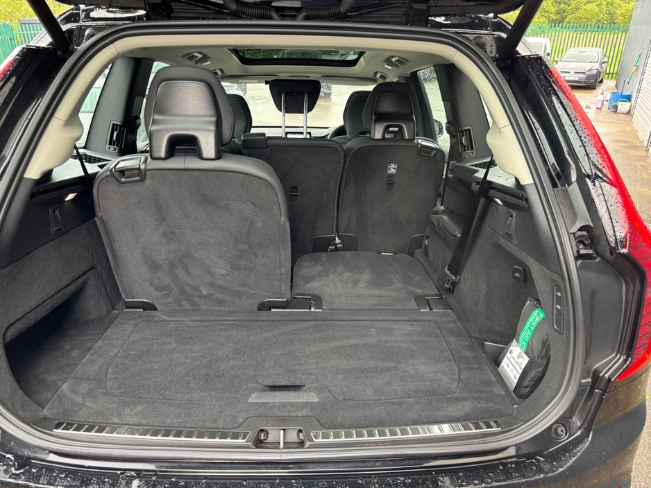 2025 Volvo XC90 2L Hybrid For Sale Images