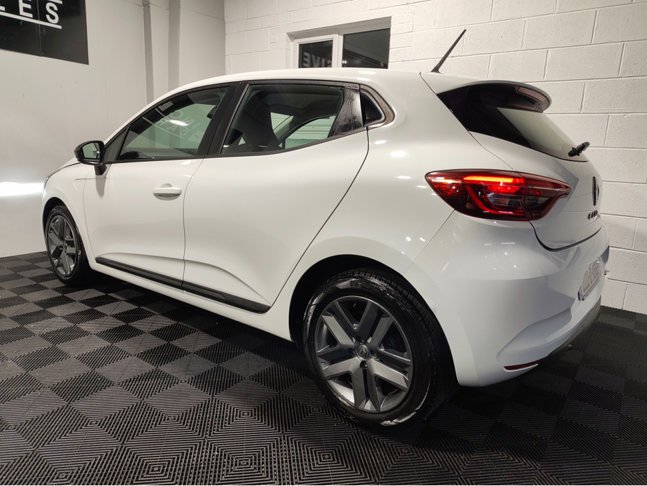 2022 Renault Clio 1L Petrol For Sale Images
