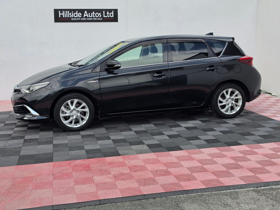 2016 Toyota Auris 1.8L Petrol Hybrid For Sale Images