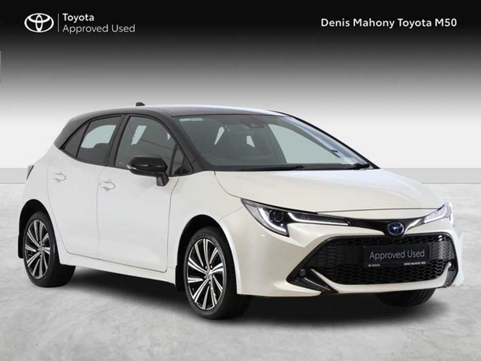 Toyota Corolla Luna Sport Hatchback Hybrid
