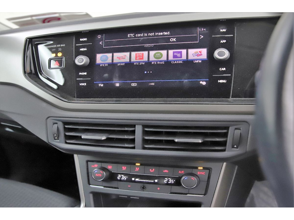 Volkswagen Polo 1.0 TSI DSG COMFORTLINE*DIG DASH*CARPLAY*ANDROID AUTO*REVERSE CAM* — thumbnail 23