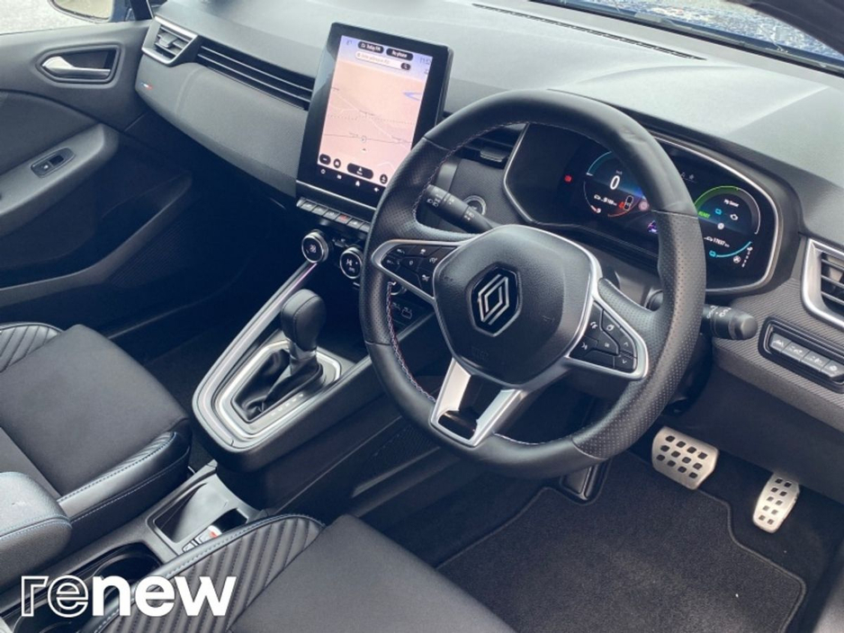 2024 Renault Clio 1.6L Petrol Hybrid For Sale Images
