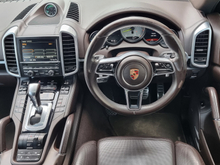 2015 Porsche Cayenne 3L Petrol Plug-in Hybrid For Sale Images
