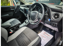 2018 Toyota Auris 1.8L Petrol Hybrid For Sale Images