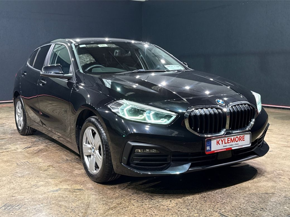 BMW 1 Series 118I 1.5 AUTOMATIC - NEW MODEL - FACTORY ALLOYS - DIGITAL DASH - REAR CAMERA — thumbnail 9