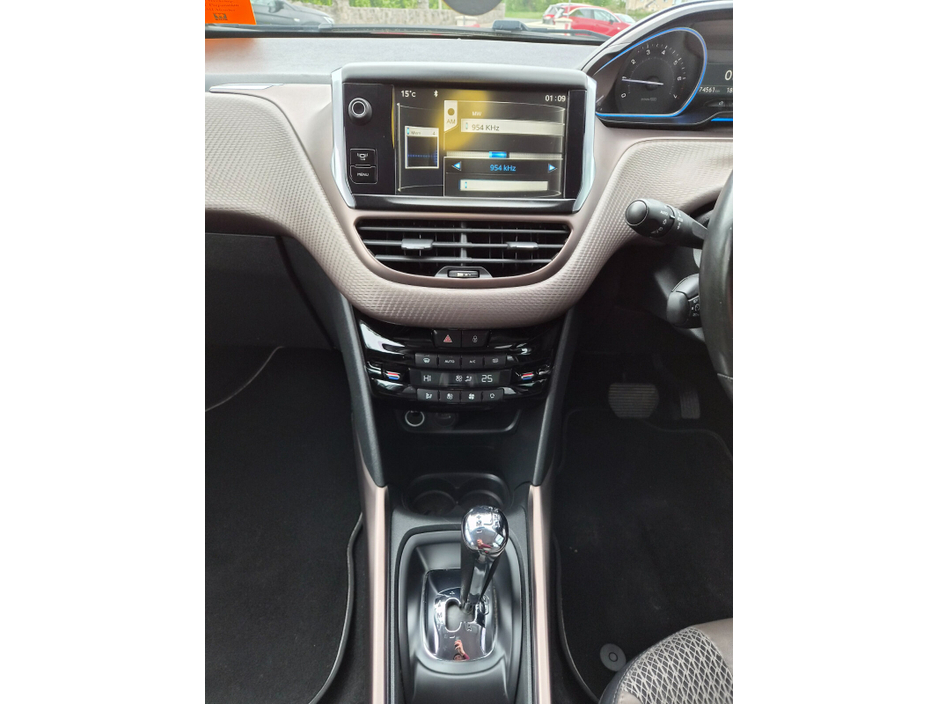 Peugeot 2008 — thumbnail 14