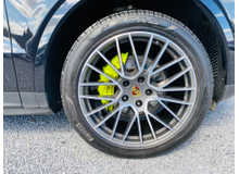2020 Porsche Cayenne 3.0L Petrol Plug-in Hybrid For Sale Images