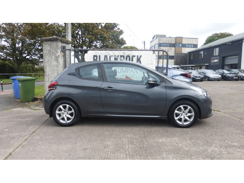 Peugeot 208 PURETECH ACTIVE 3DR DIESEL 1.2 — thumbnail 6