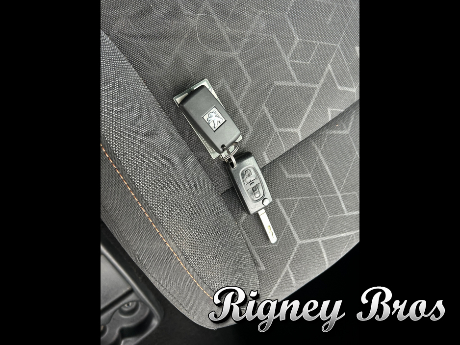 2018 Peugeot Partner 1.6L Diesel For Sale Images