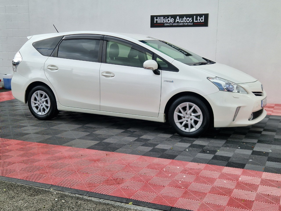 2012 Toyota Prius 1.8L Petrol Hybrid For Sale Images