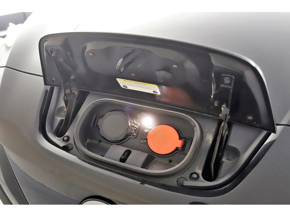Nissan Leaf Tekna 40kWh Full Leather 360 Camera Top Spec — thumbnail 28
