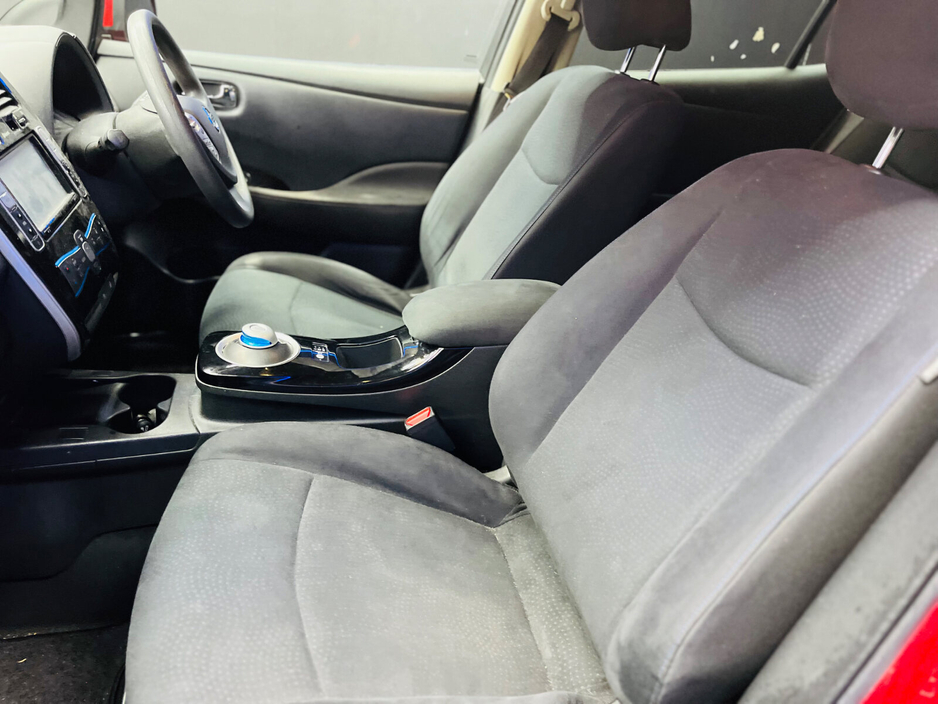 Nissan Leaf XE — thumbnail 19
