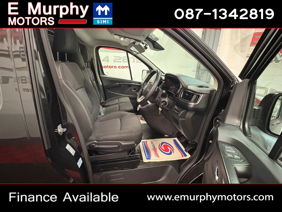 2023 Renault Trafic 2L Diesel For Sale Images