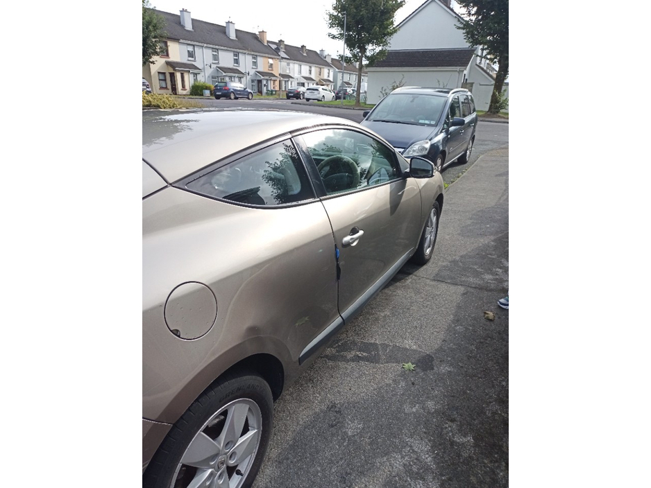 Renault Megane CPEIII DYNAMIQUE 1.5 DCI 90 COUPE III 2DR — thumbnail 4