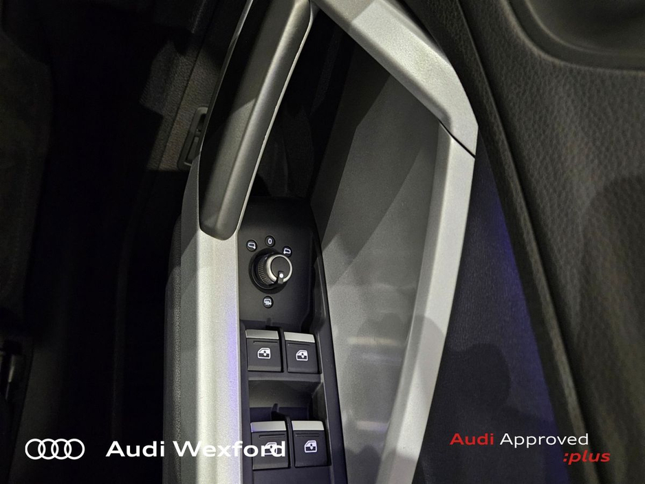 Audi Q3 35 TDI 150HP S Tronic SE AUTO €73 p/w — thumbnail 35