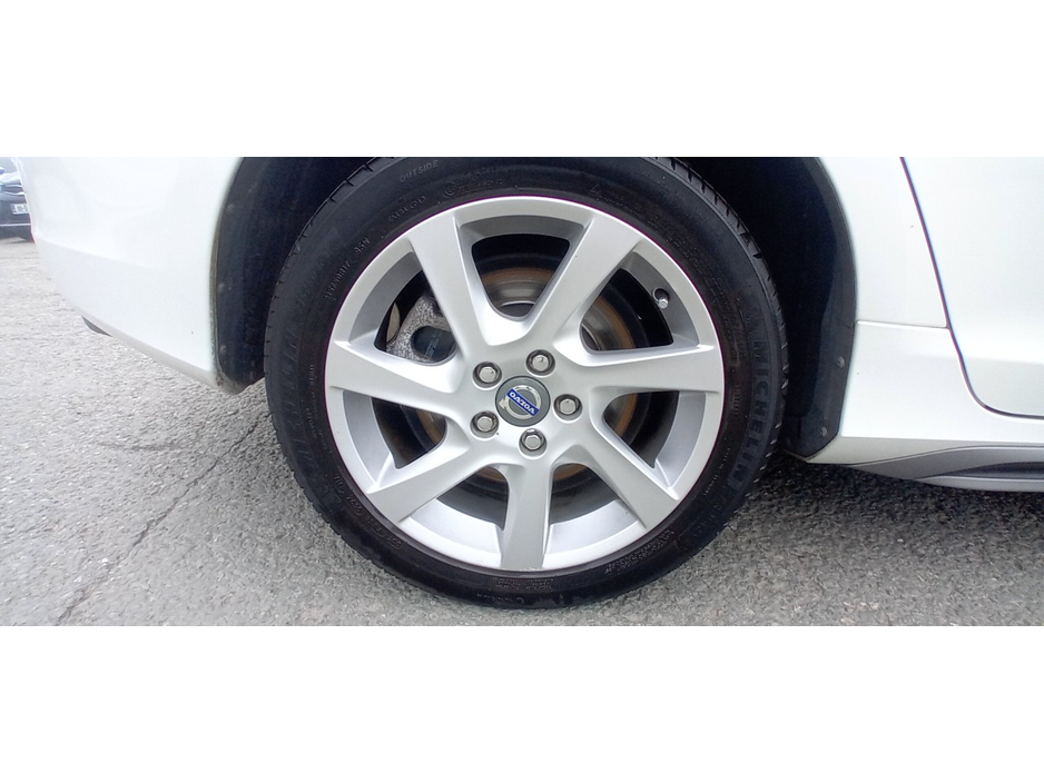 2015 Volvo V60 1.6L Petrol For Sale Images