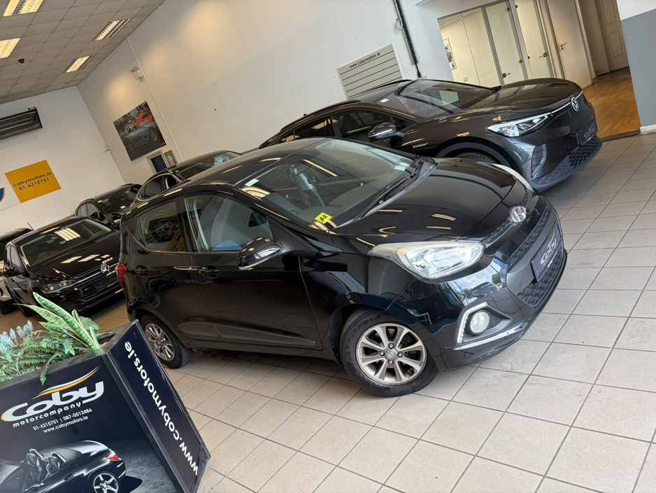 Hyundai i10 1.0 Deluxe Auto 4DR. Irish Car, NCT & TAX, 2Keys, Bluetooth, MFSW, Air Conditioning, Irish Radio, Alloy Wheels, Folding Rear Seats, Luggage Cover, USB/AUX and more. — thumbnail 10
