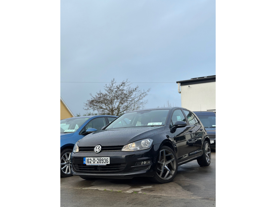 2016 Volkswagen Golf 1.6L Diesel from Mulvihill Motors CarsIreland.ie
