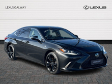 Lexus ES 300 H F SPORT (Cloud Navi & Carplay) // Remote Central Locking // Heated Mirrors // Power Folding Mirrors // Apple Carplay // Android Auto