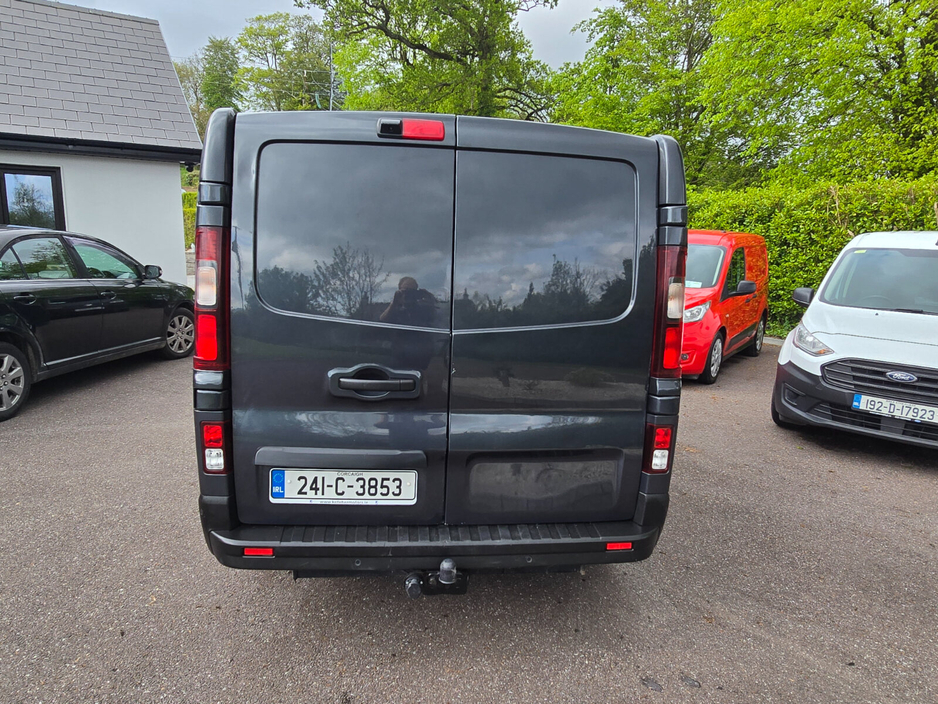 2024 Renault Trafic 2L Diesel For Sale Images