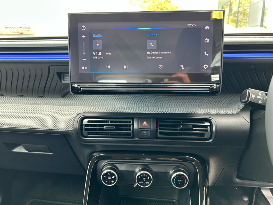 2026 Citroen C3 1.2L Petrol Hybrid For Sale Images