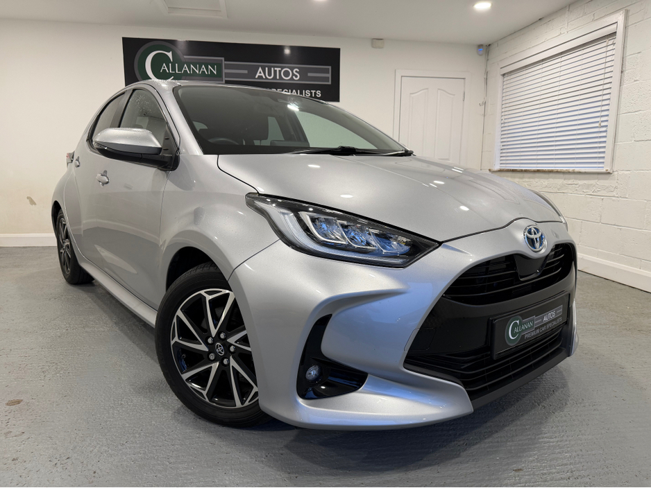 2022 Toyota Yaris 1.5L Hybrid For Sale Images