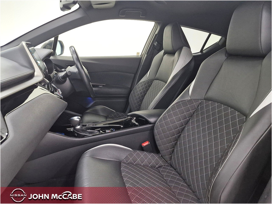 2019 Toyota C-HR 1.8L Hybrid For Sale Images