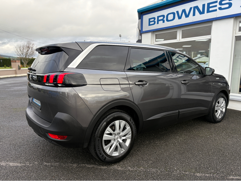 2023 Peugeot 5008 1.5L Diesel For Sale Images