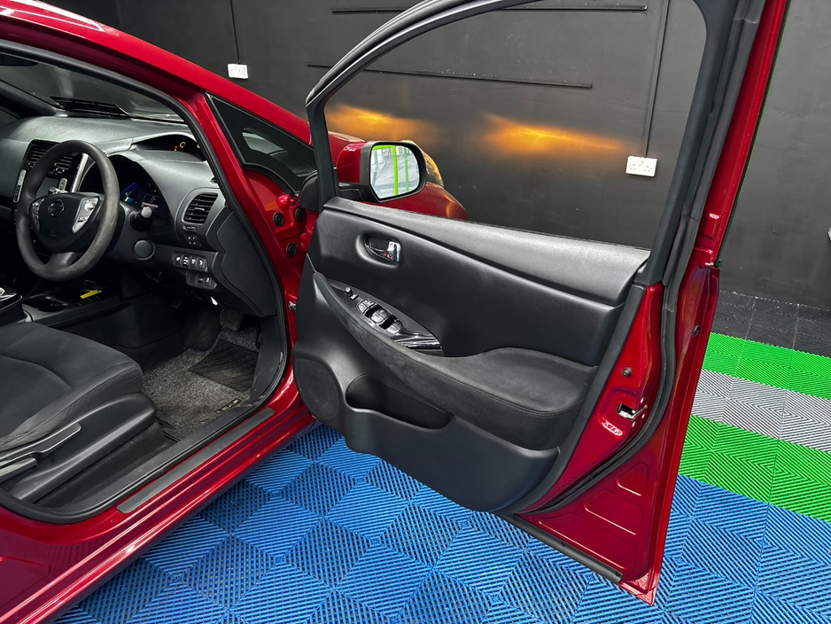 Nissan Leaf 24K EV SV 4DR AUTO — thumbnail 19