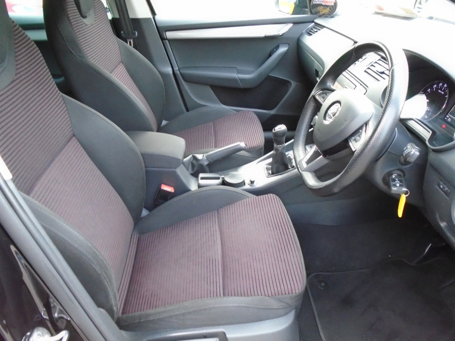 2017 Skoda Octavia 1.6L Diesel For Sale Images