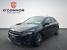 Opel Corsa Black, smart and easy on fuel — this Corsa makes the daily drive look good.