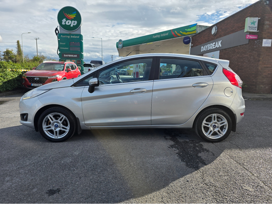 Ford Fiesta MCA TITANIUM 1.25 60PS M5 4 4DR — thumbnail 10
