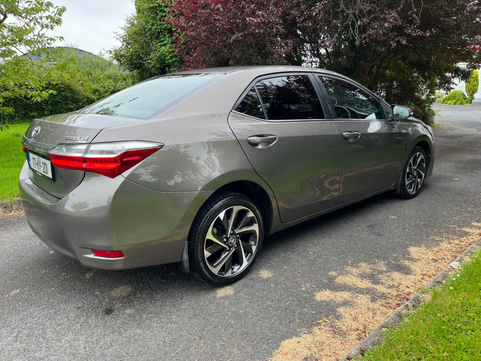 2017 Toyota Corolla 1.4L Diesel For Sale Images