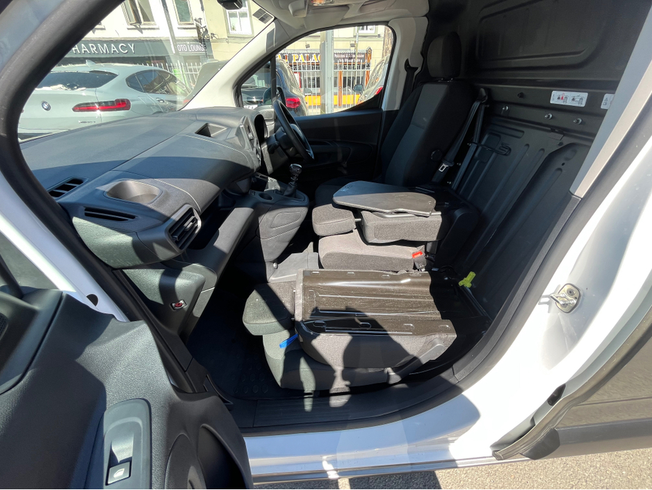 2022 Citroen Berlingo 1.5L Diesel For Sale Images