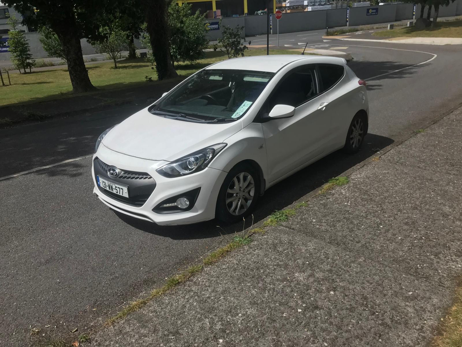 2013 Hyundai i30 1.4L Diesel For Sale Images