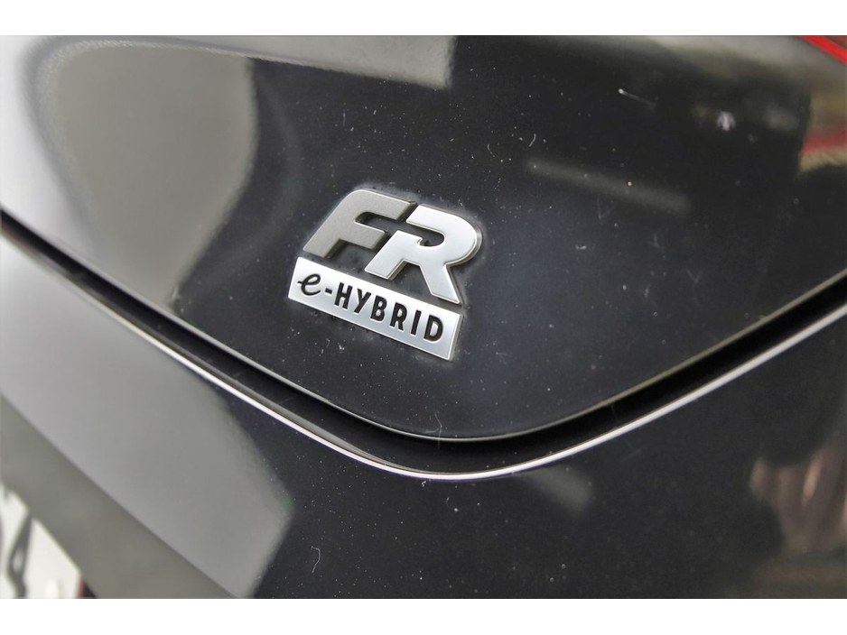 SEAT Leon 1.4 FR E-HYBRID DSG 204BHP HALF LEATHER*SPORT SEATS* — thumbnail 27