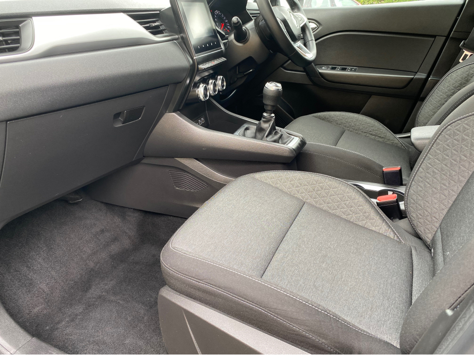 2023 Renault Captur 1L Petrol For Sale Images