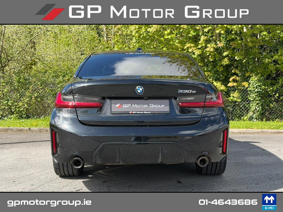BMW 3 Series 330E M SPORT M PERFORMANCE *REMAINING MANUFACTURE WARRANTY* — thumbnail 11