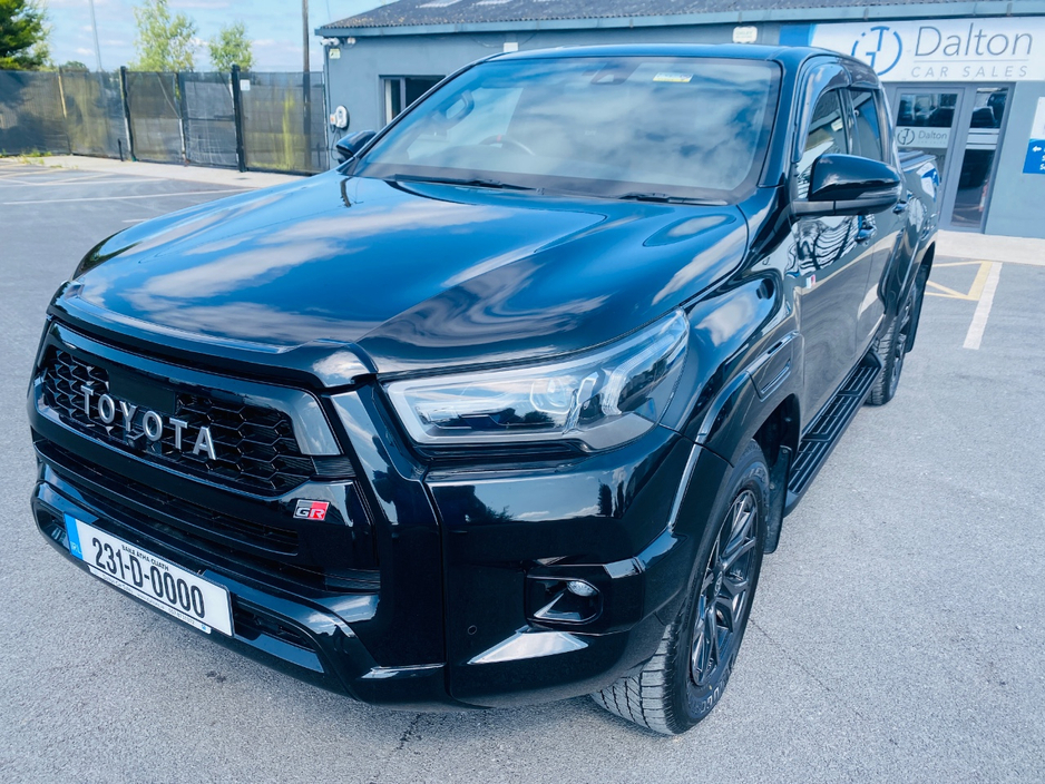 2023 Toyota Hilux For Sale Images