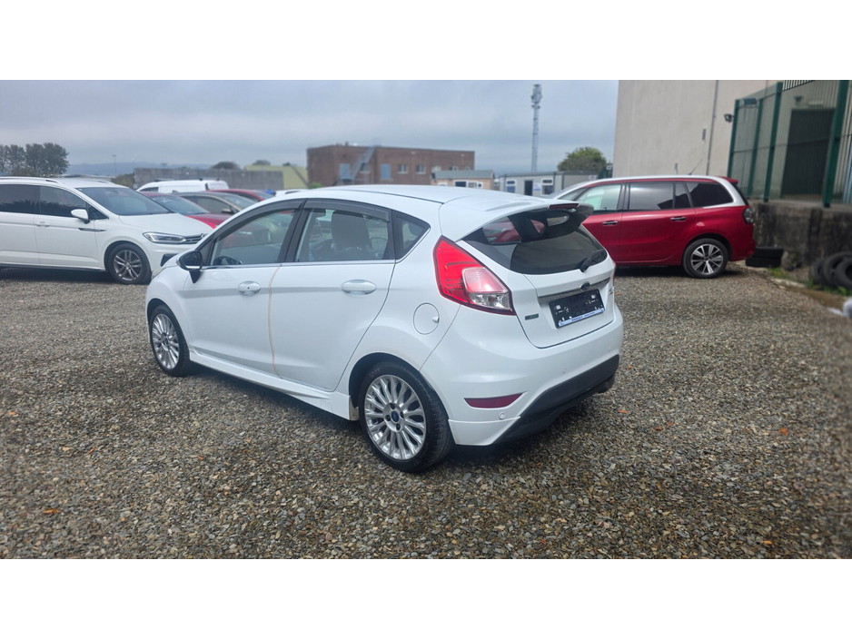 Ford Fiesta — thumbnail 6