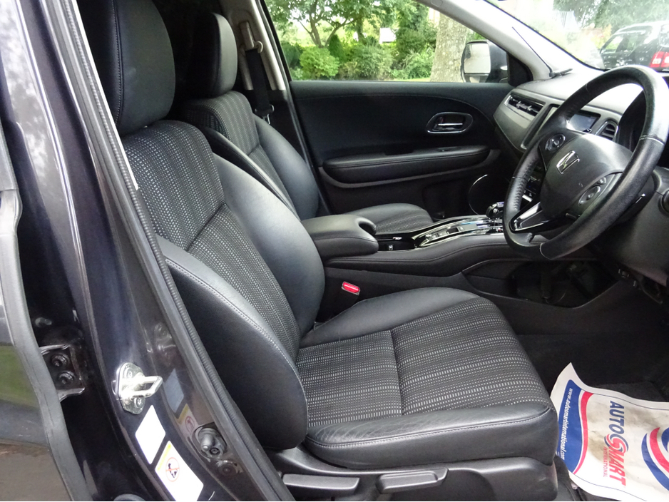 2015 Honda Vezel 1.5L Hybrid For Sale Images