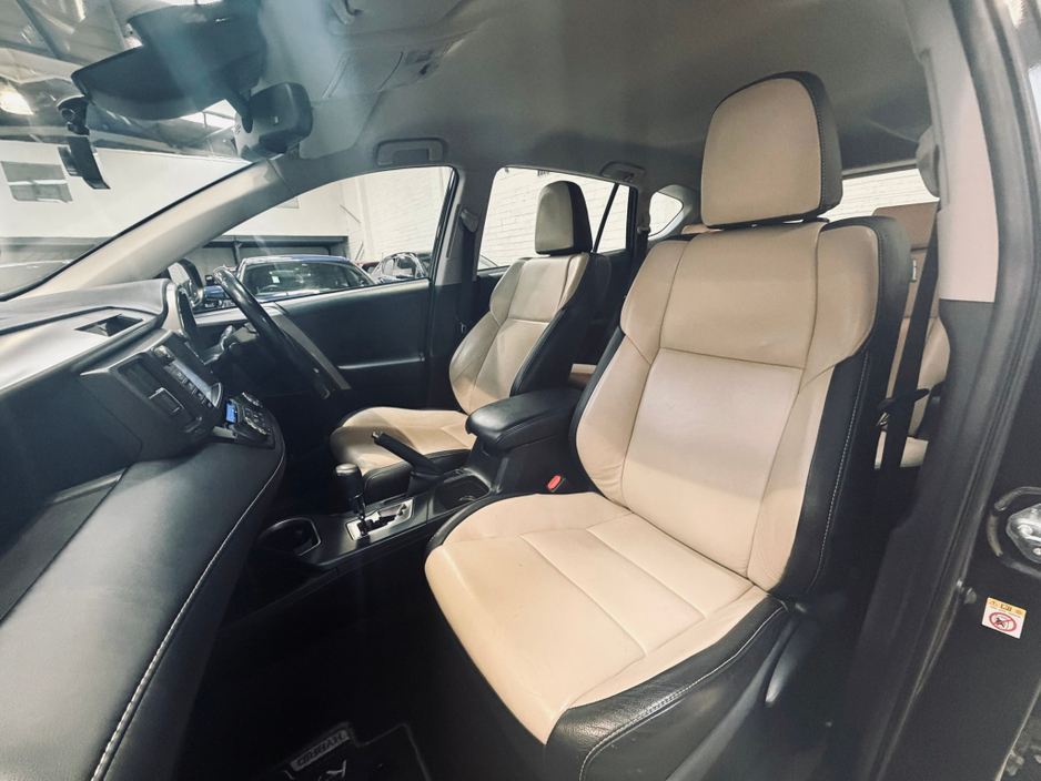 2018 Toyota Rav4 2.5L Petrol Hybrid For Sale Images