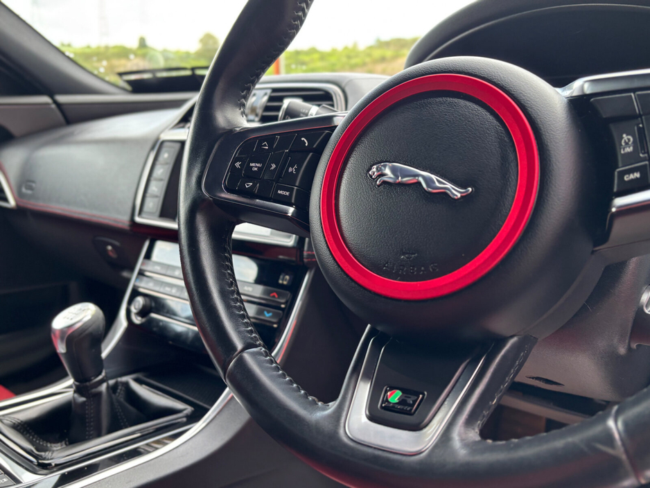 2015 Jaguar XE 2L Diesel For Sale Images