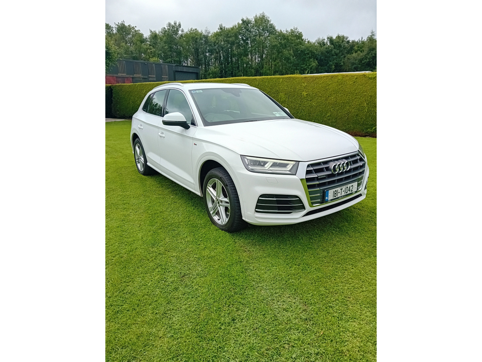 2018 Audi Q5 2.0L Diesel For Sale Images