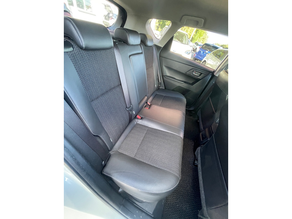 2016 Toyota Auris 1.8L Petrol Hybrid For Sale Images