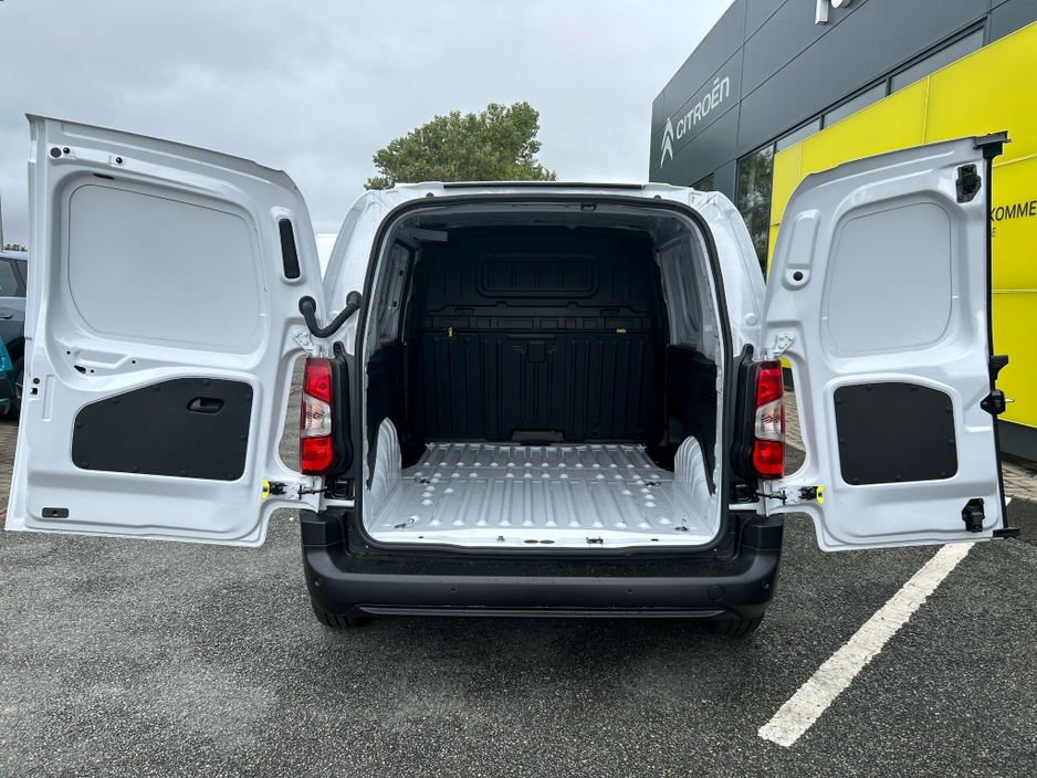 2024 Opel Combo 1.5L Diesel For Sale Images