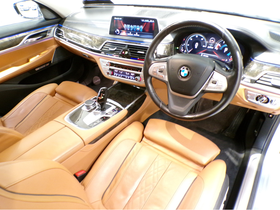 2016 BMW 7 Series 2.0L Petrol Plug-in Hybrid For Sale Images