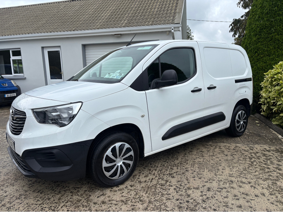 2021 Opel Combo 1.5L Diesel For Sale Images