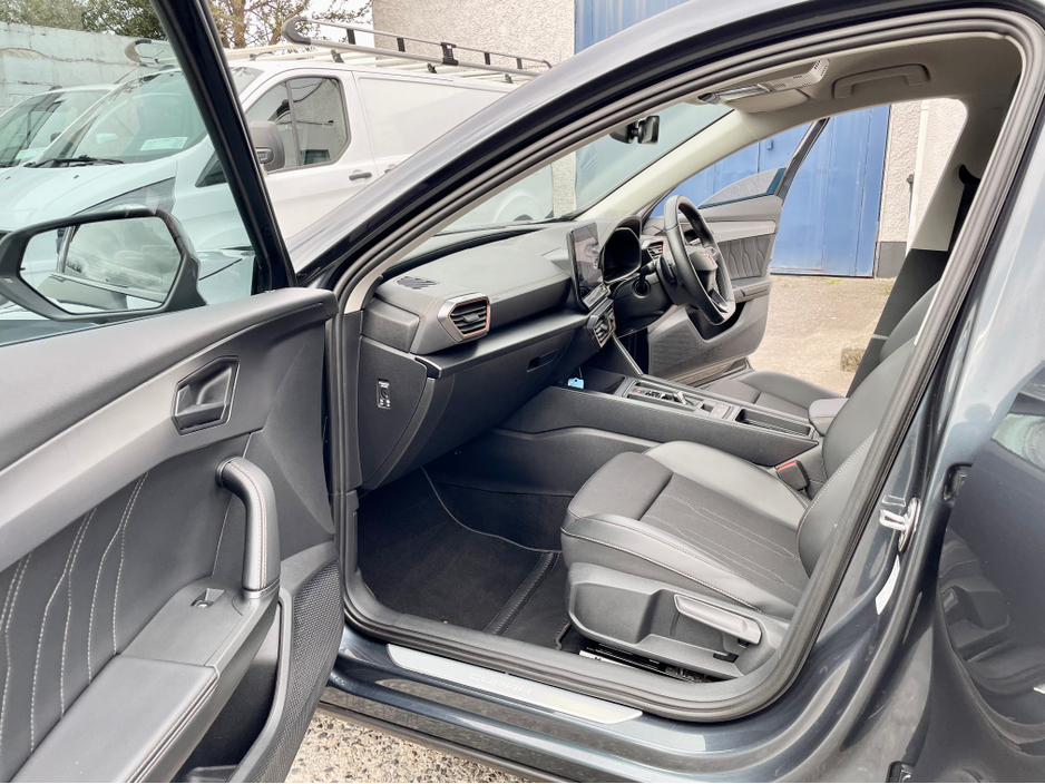 2024 Cupra Formentor 1.4L Petrol Plug-in Hybrid For Sale Images